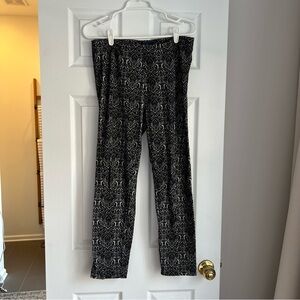 Black Patterned Women's Stretch Pants, size 10